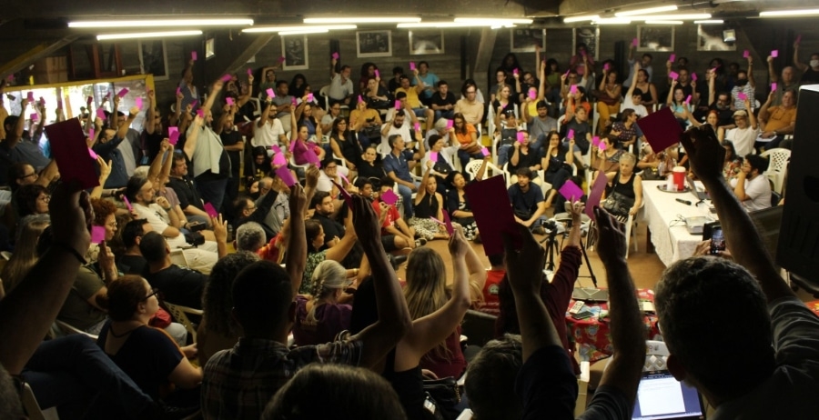 Professores da UFMT entram em greve por tempo indeterminado