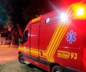 Menina � baleada no pesco�o ap�s irm� brincar com arma 