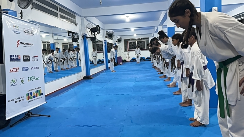 Shotokan promove aulo gratuito para mulheres em homenagem ao Dia Internacional da Mulher