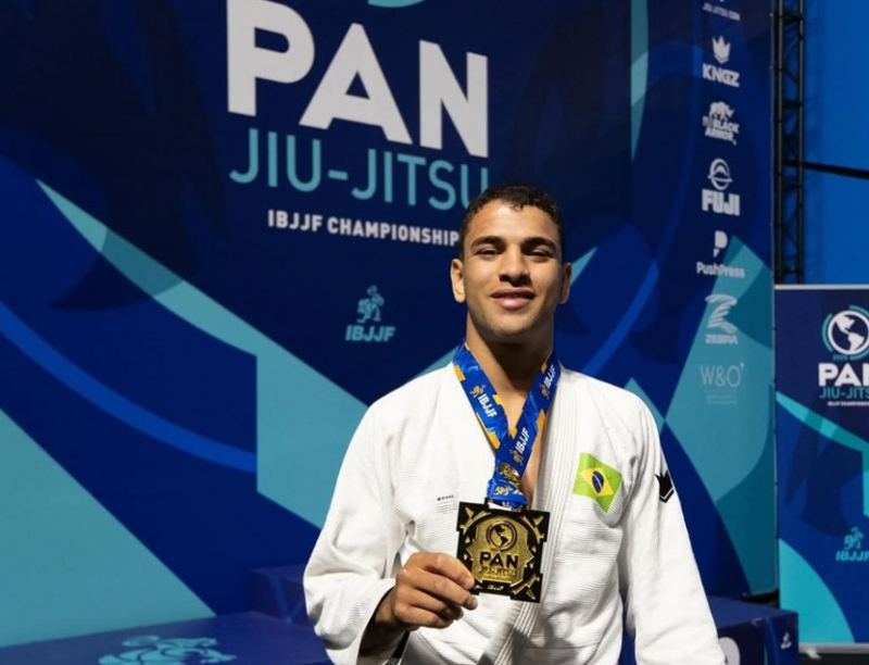 Mato-grossense Felipe Leonardo conquista t�tulo no Pan-Americano de Jiu-Jitsu 2025