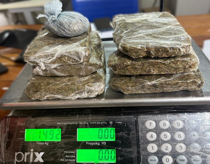 Presos s�o flagrados com drogas ao tentar entrar em Centro de Ressocializa��o em V�rzea Grande