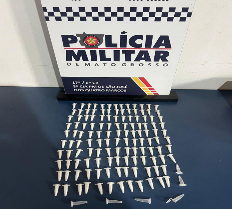 Adolescente de 13 anos � apreendida por tr�fico de drogas em S�o Jos� dos Quatro Marcos