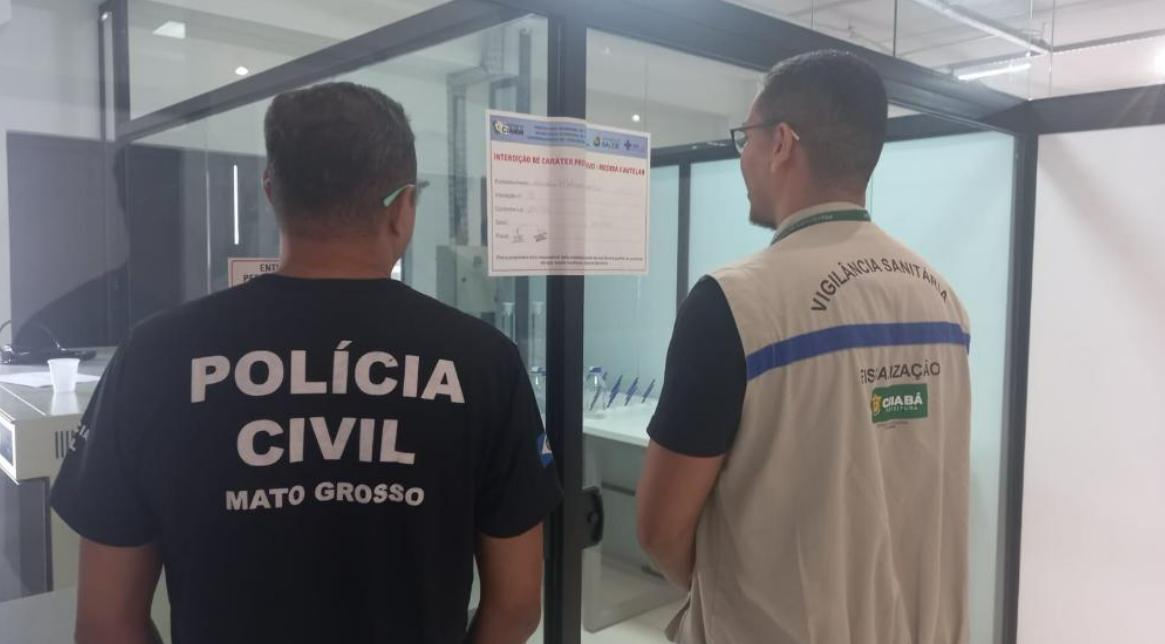 Polcia Civil e Vigilncia Sanitria fecham laboratrio de anlises clnicas suspeito de fraudar em exames