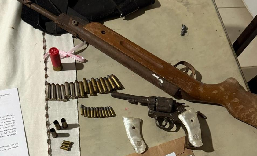 Pol�cia Civil realiza opera��o contra traficantes ligados � fac��o criminosa em Santo Ant�nio do Leste