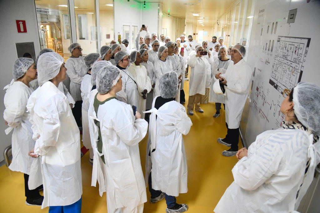 MT Hemocentro fornece plasma para auxiliar na produ��o de rem�dios do SUS