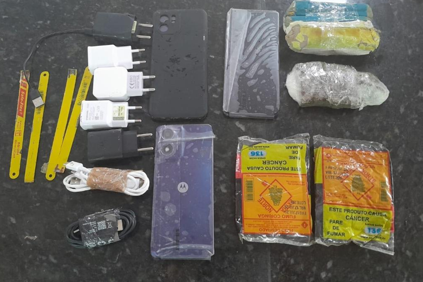Policiais penais apreendem pacote com celulares e maconha em �rea externa de penitenci�ria feminina