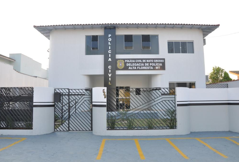 Pol�cia Civil recupera mais de R$ 32 mil ap�s mulher cair em golpe banc�rio em Alta Floresta