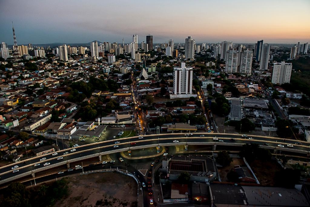 Obras e a��es do Governo de MT melhoram a qualidade de vida da popula��o em Cuiab�