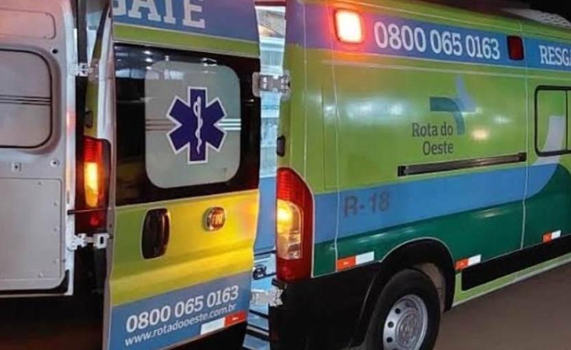 Homem � esfaqueado em p�tio de posto ap�s tentar acordar colega para jantar