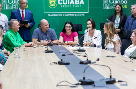 Michelle Bolsonaro refor�a apoio � cria��o de Centro de Refer�ncia para Autistas em Cuiab�