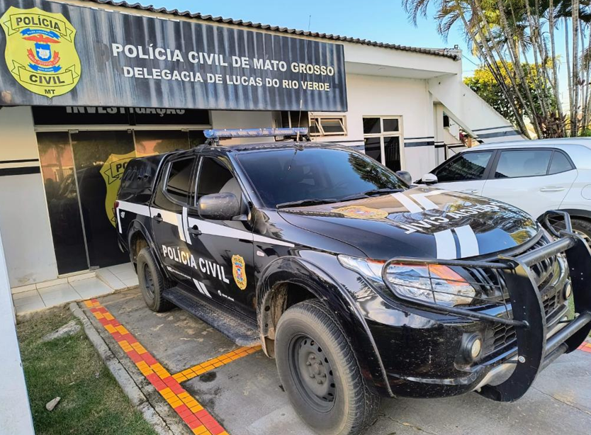 Policiais salvam crian�a de 2 anos engasgada dentro de delegacia em Lucas do Rio Verde