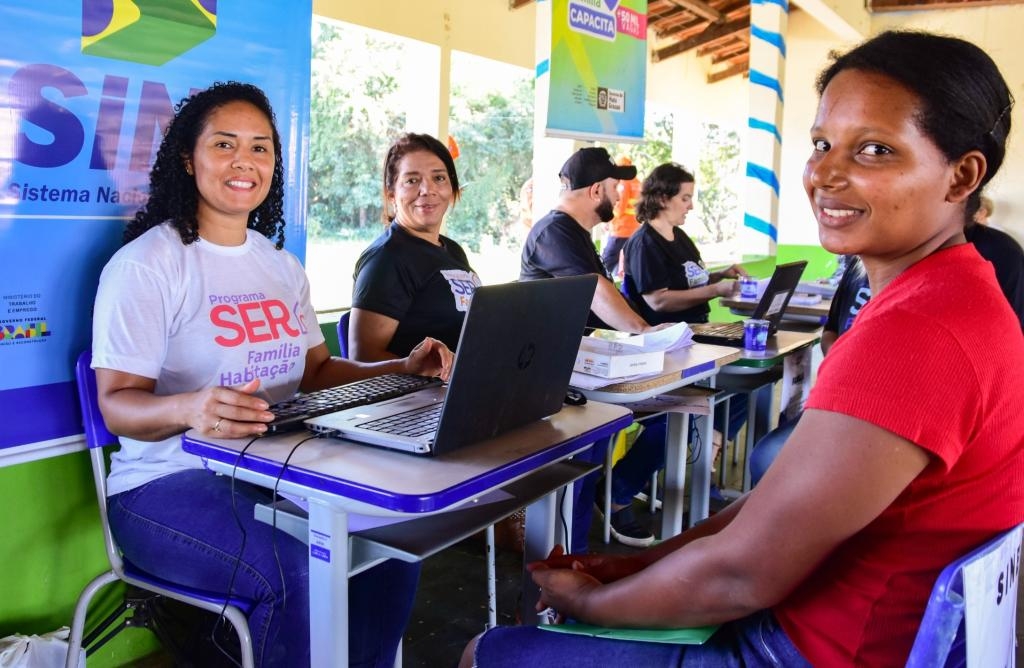 Setasc oferta servi�os gratuitos � popula��o no Mutir�o da Cidadania