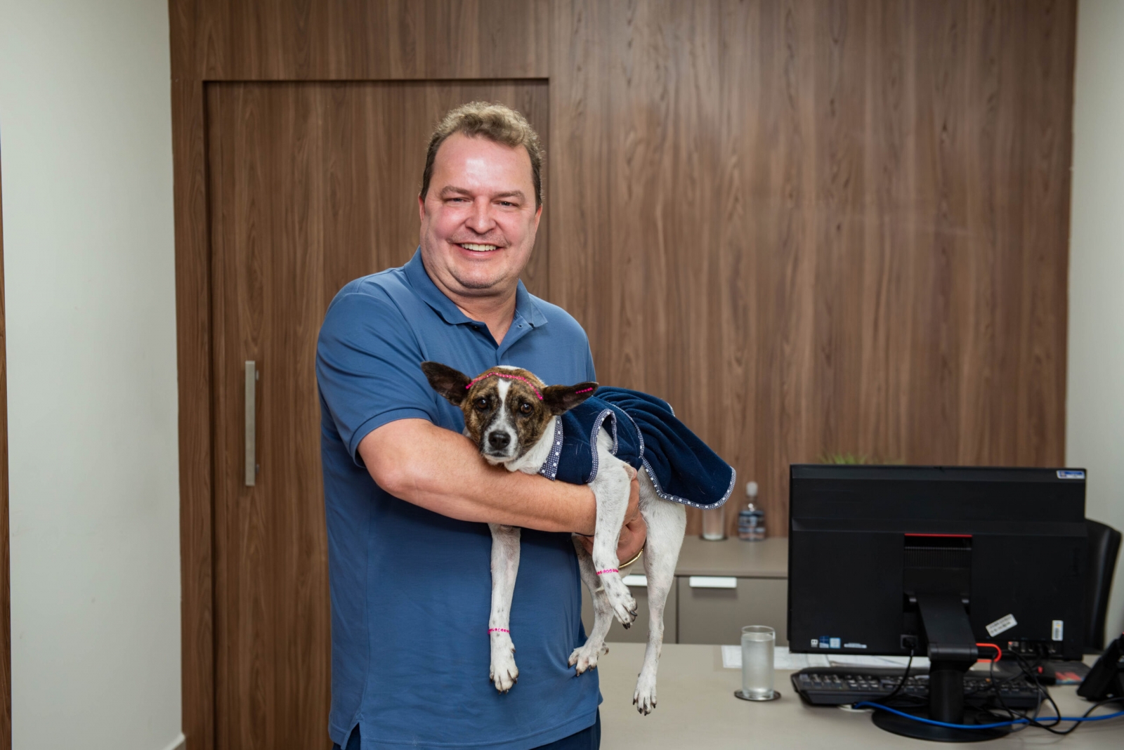 Max Russi destina R$ 150 mil para castra��o de animais em C�ceres