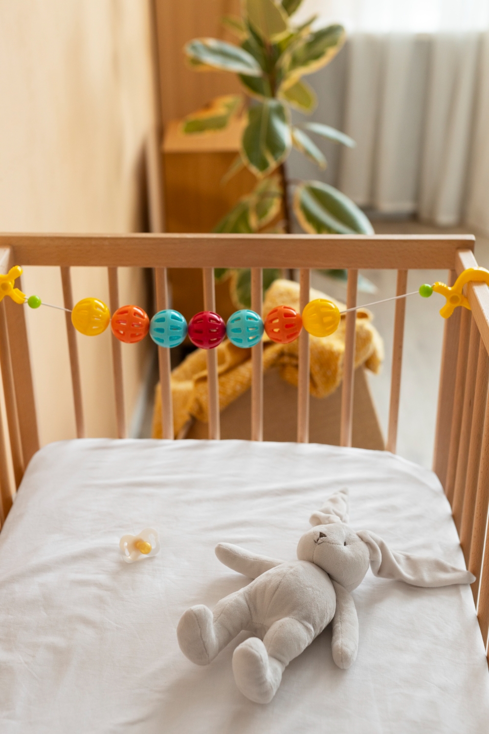 Beb� de 3 meses morre em abrigo de V�rzea Grande; suspeita � de broncoaspira��o