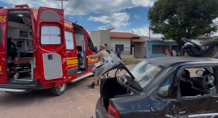Corpo de Bombeiros socorre fam�lia ferida ap�s acidente em Sinop