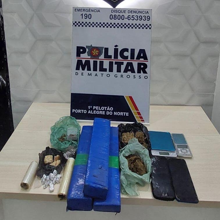 Tr�s membros de fac��o s�o presos pela PM por tr�fico de drogas em Porto Alegre do Norte