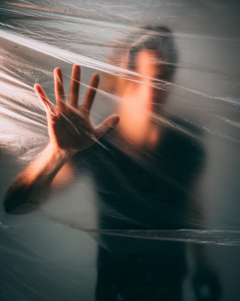 Jovem  resgatada aps ser mantida em crcere e explorada sexualmente em quitinete de Rondonpolis