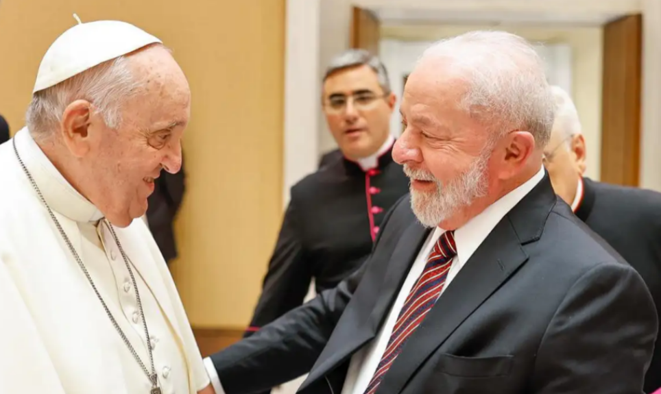 Lula decreta luto oficial de sete dias pela morte do Papa Francisco