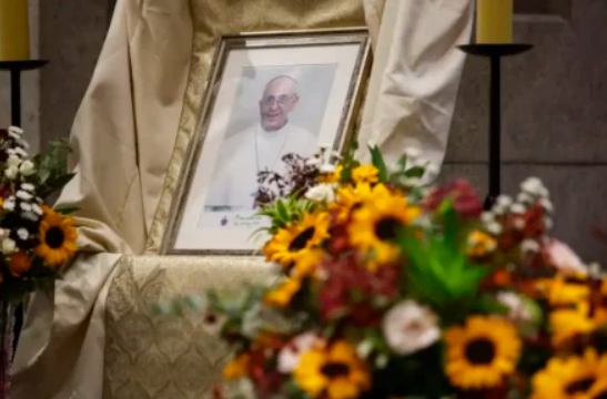 Papa Francisco morreu aps AVC e colapso cardiovascular, diz Vaticano