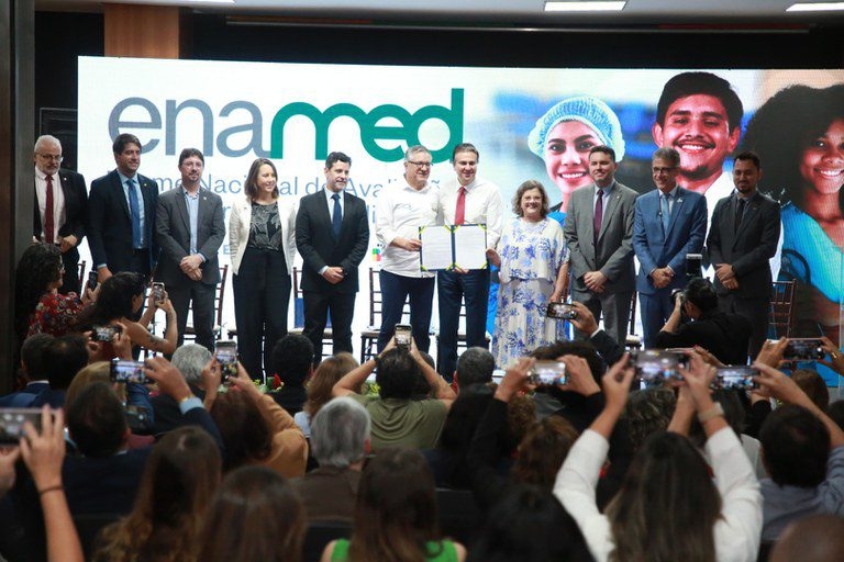MEC institui exame nacional para avaliar formao mdica no pas