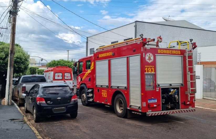 Corpo de Bombeiros resgata corpo de vtima aps acidente de trabalho