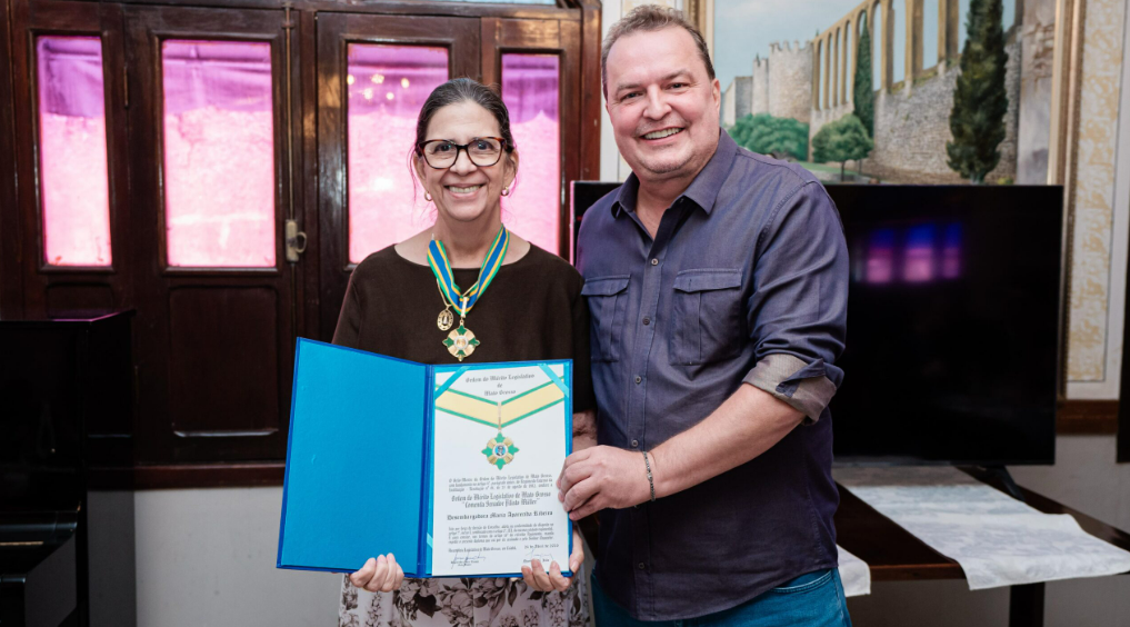 Max Russi homenageia desembargadora Maria Aparecida com a Comenda Filinto M�ller