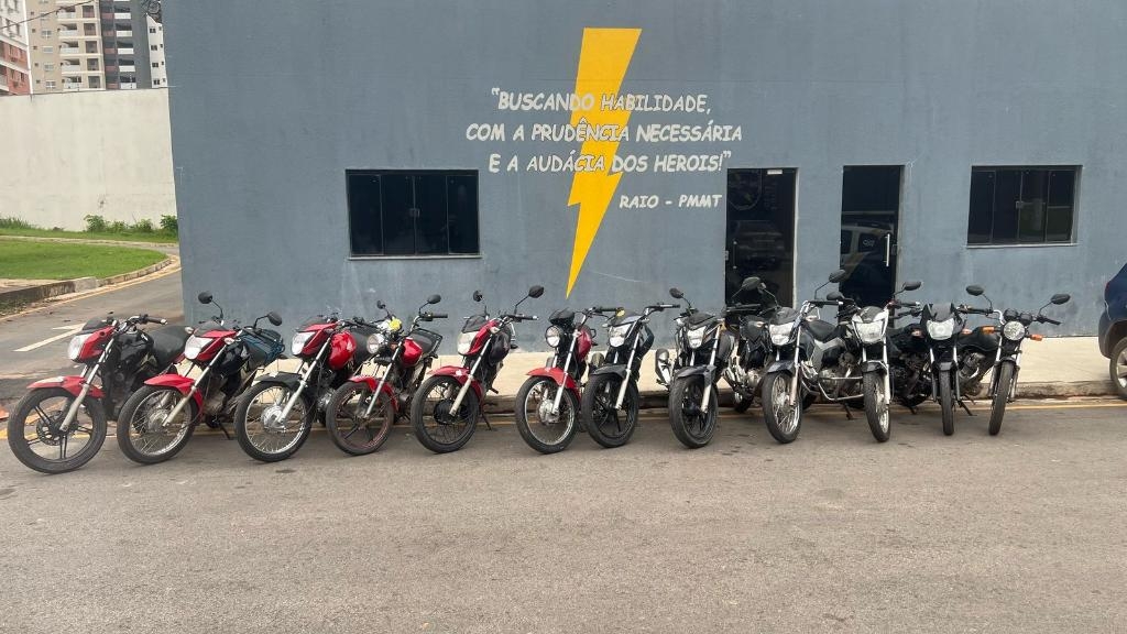 Companhia Raio apreende 12 motos e frustra rolezinho de motoqueiros em Cuiab�