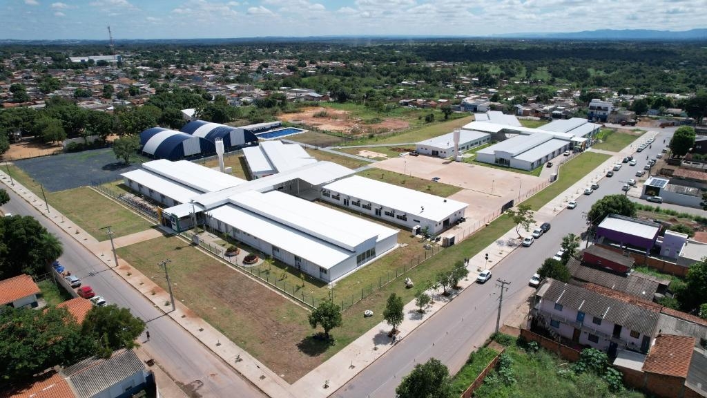 Governo de MT inaugura complexo educacional em Cuiab� com investimento de R$ 40 Milh�es nesta segunda-feira (5)