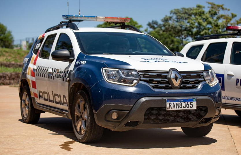 Homem � preso por tentativa de feminic�dio ap�s ser flagrado enforcando esposa em Cuiab�