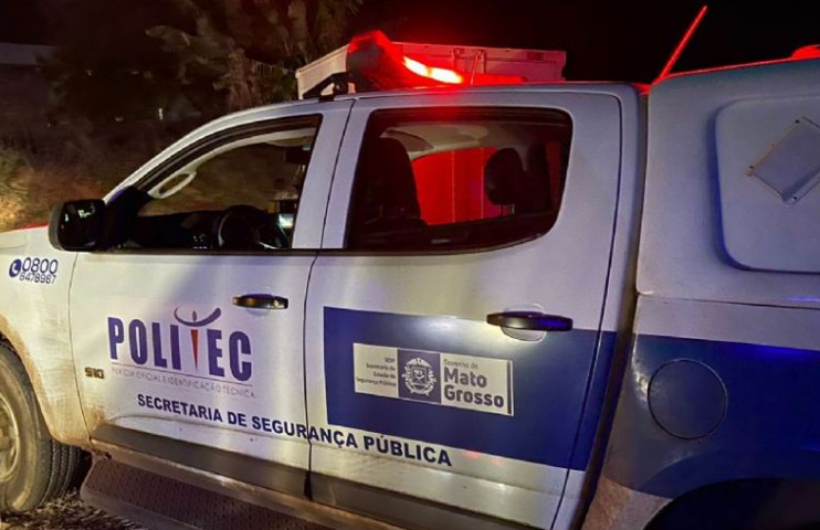 Homem morre e menor fica ferido em batida entre moto e carro em MT