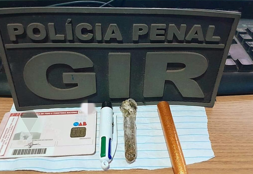 Advogado � flagrado tentando entregar maconha escondida em caneta a preso da Penitenci�ria Central