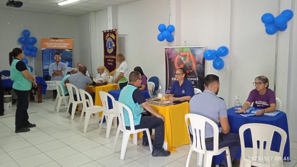 A��o conjunta leva palestras sobre preven��o a drogas a trabalhadores do transporte