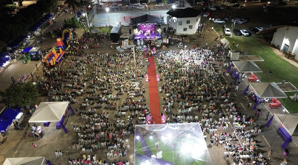 SHOW DE PR�MIOS: Tradicional festa em homenagem �s mam�es jaciarenses foi sucesso absoluto