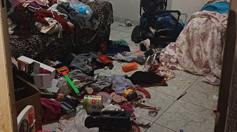Mulher embriagada  detida aps invadir casa da vizinha em Jaciara