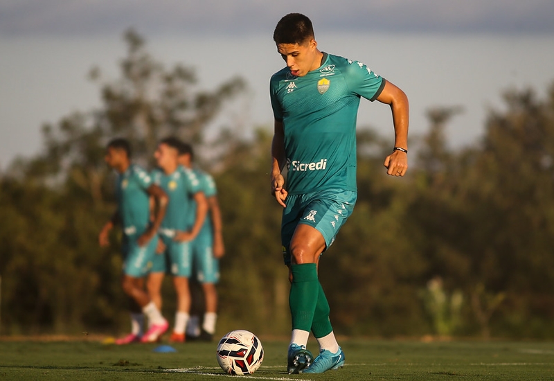 Cuiab se reapresenta e foca na preparao para duelo contra a Chapecoense  