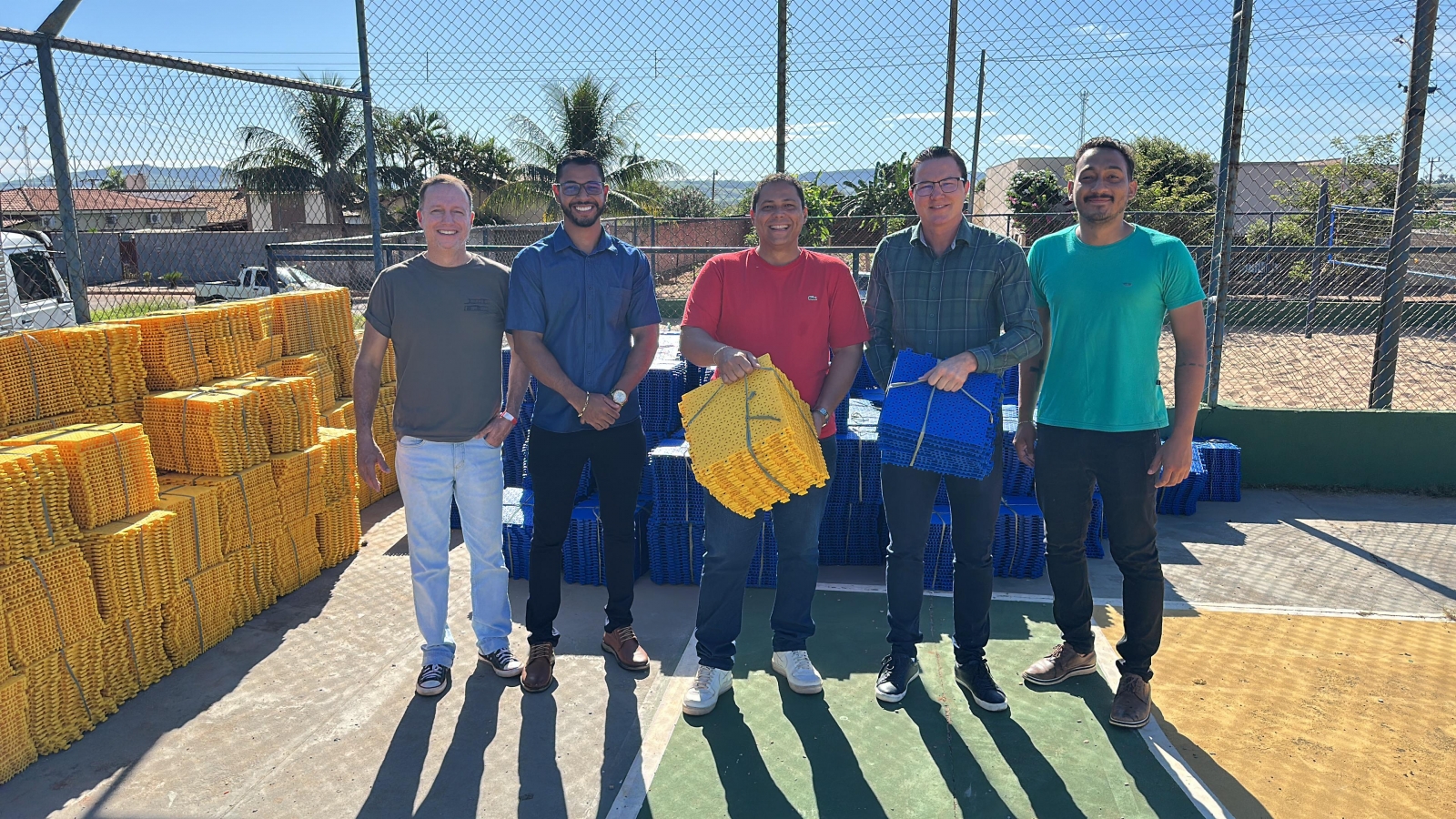 Juscimeira investe no futuro do esporte com nova quadra poliesportiva