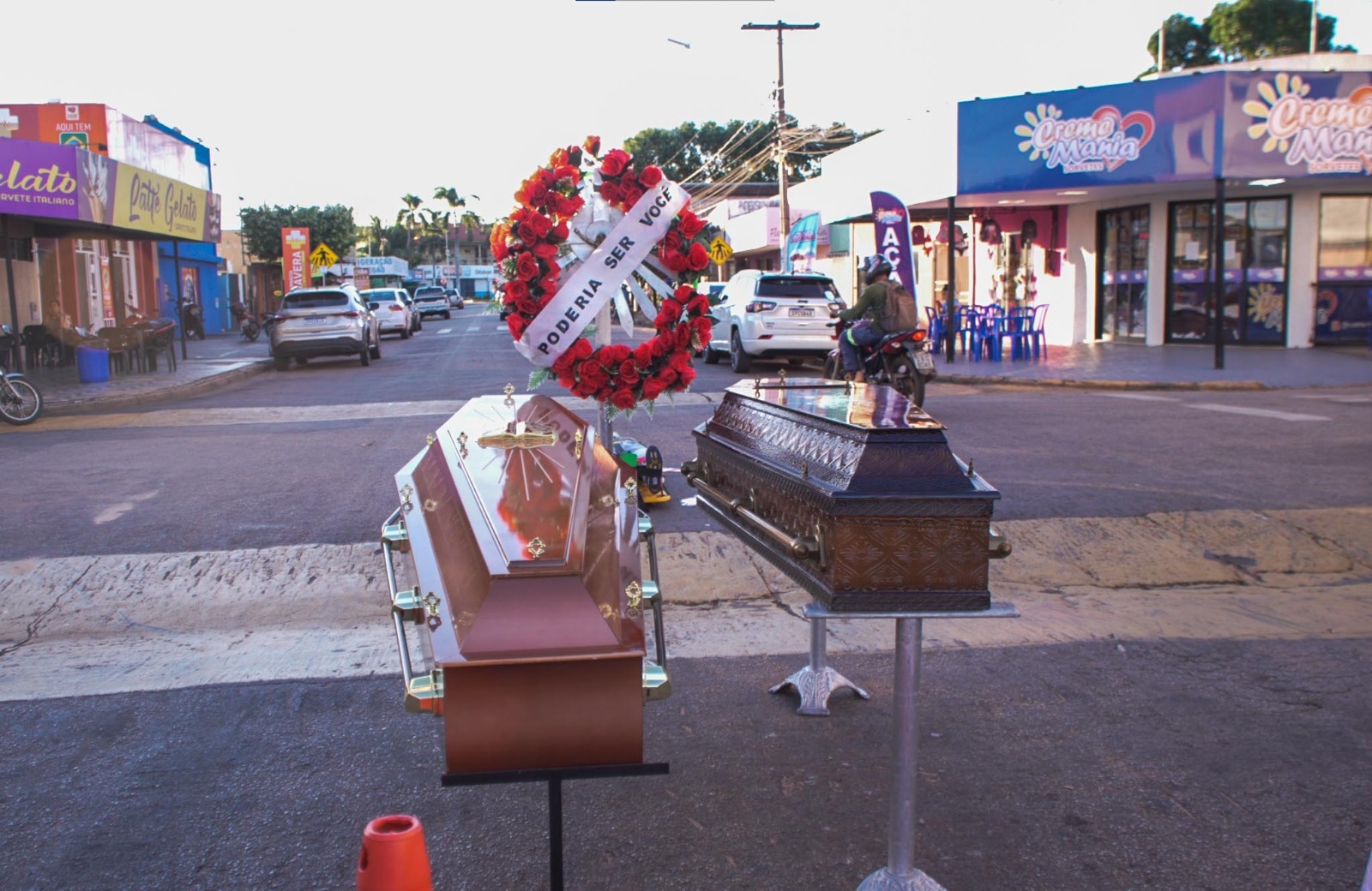Maio Amarelo: Pit stop de conscientiza��o chama aten��o com a��o de impacto em Rondon�polis