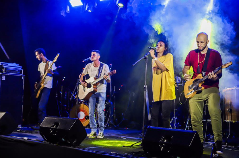 Contemplada em edital, banda Colis�o Interna faz pr�-lan�amento do primeiro �lbum neste s�bado (17)