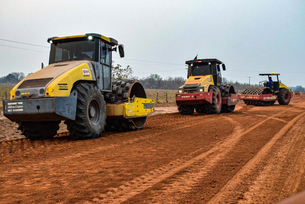 Governo de MT lan�a licita��es para investir R$ 150 milh�es em asfalto novo e constru��o de pontes