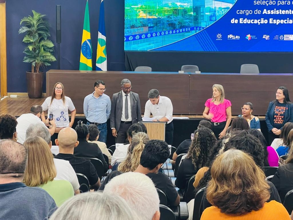 Seduc abre processo seletivo para contrata��o de 1.208 assistentes de educa��o especial