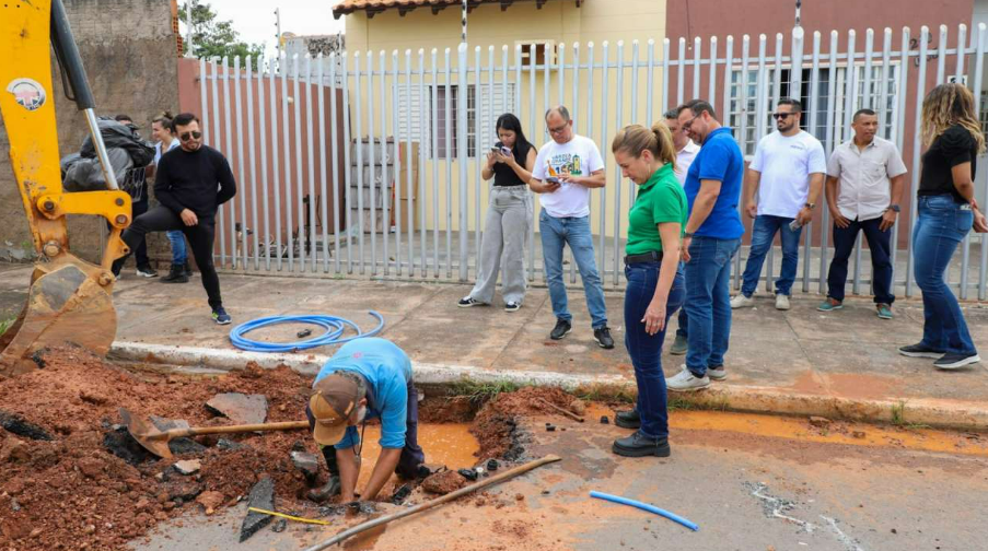 �Demos o primeiro passo para resolver problema da �gua em V�rzea Grande�