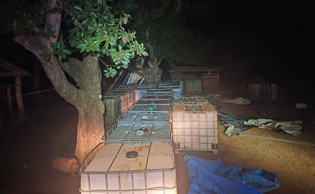 Pol�cia Civil fecha posto clandestino que abastecia garimpo em Pontes e Lacerda