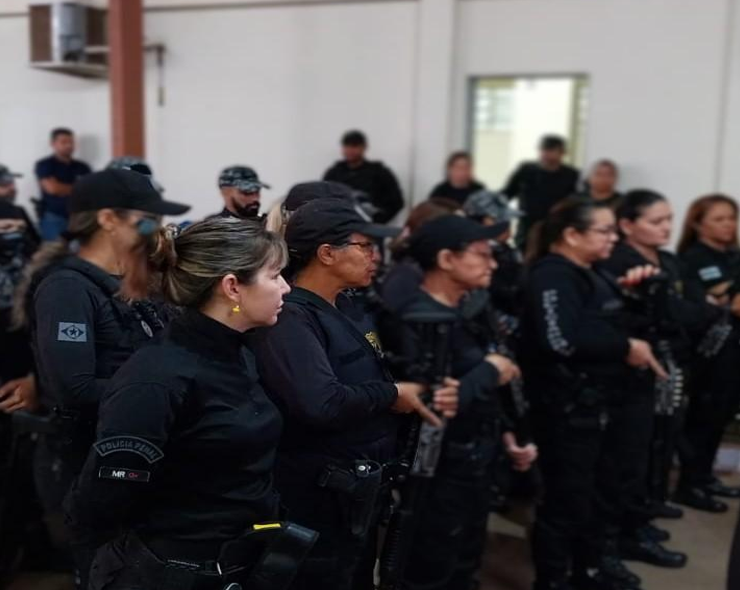 Operao realiza higienizao geral em penitenciria feminina, movimenta reeducandas e apreende materiais ilcitos