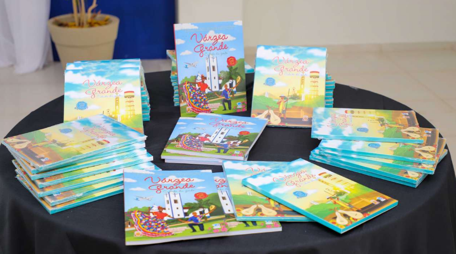 Prefeitura lan�a livro did�tico destacando hist�ria, cultura, geografia e identidade de V�rzea Grande