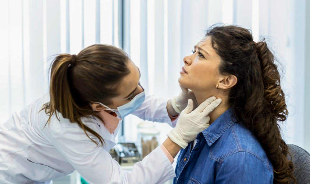 Dia Internacional da Tireoide: cuidados essenciais para a sa�de da mulher