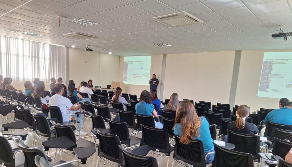 SES promove capacita��o sobre chikungunya e v�rus respirat�rios em Nova Mutum