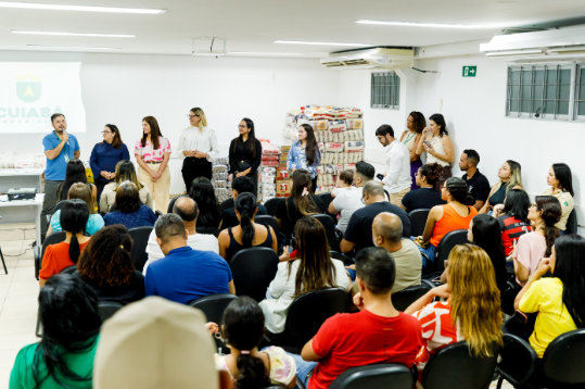 Prefeitura de Cuiab� recebe 3,5 toneladas de alimentos arrecadados em a��o solid�ria de universit�rios