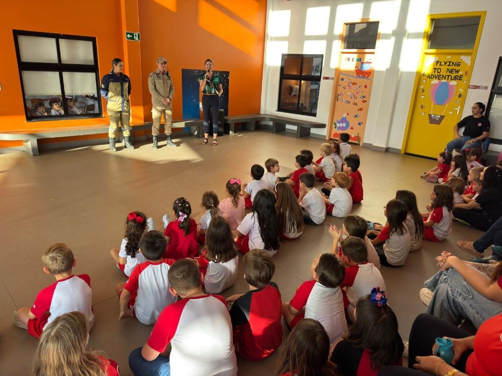 Corpo de Bombeiros promove projeto educativo nas escolas para preven��o de inc�ndios florestais