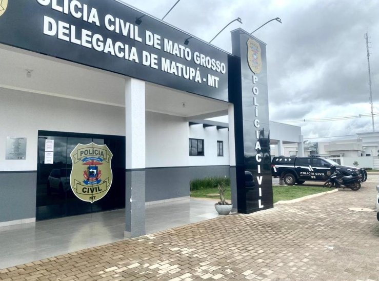 Jovem � preso por tr�fico de drogas em Matup�