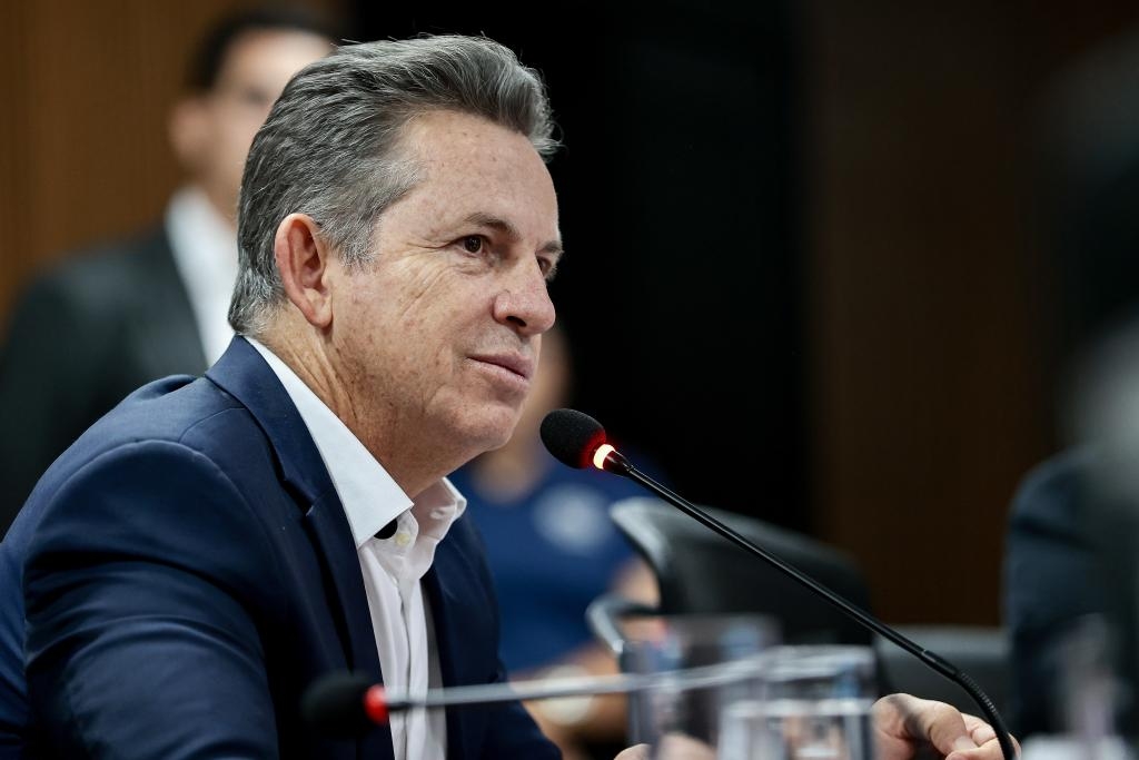 Governador inaugura ponte ferrovi�ria do Rio Vermelho em Rondon�polis